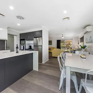 Pet Friendly In Holiday home Maroochydore